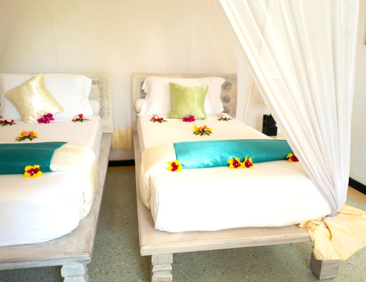 Pongwe Bay Resort Екстер'єр фото
