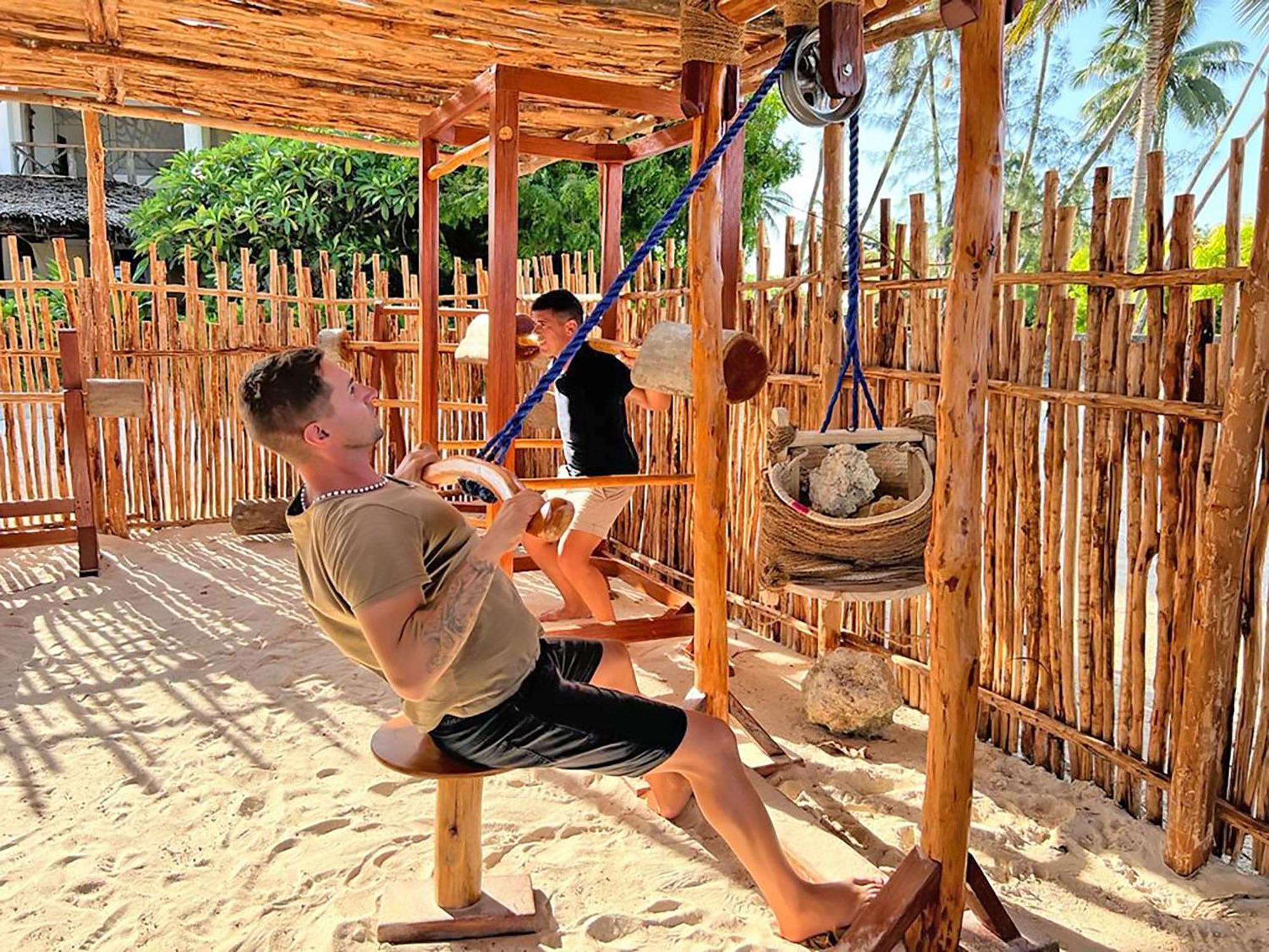 Pongwe Bay Resort Екстер'єр фото