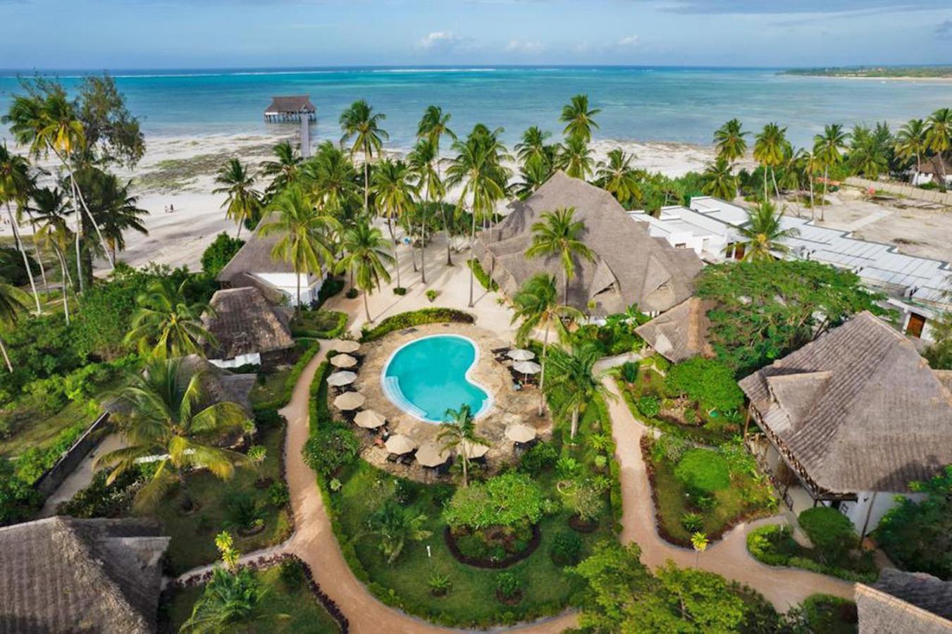 Pongwe Bay Resort Екстер'єр фото