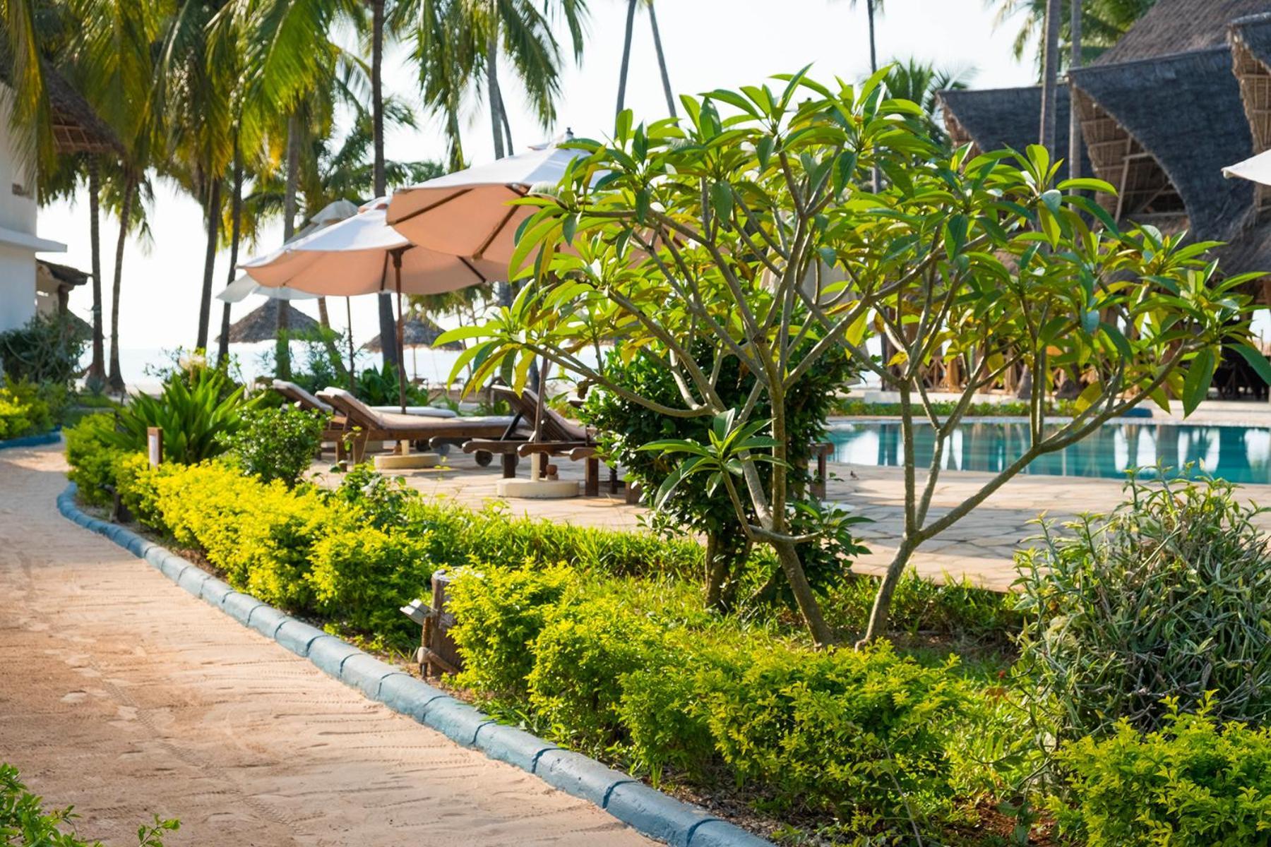 Pongwe Bay Resort Екстер'єр фото