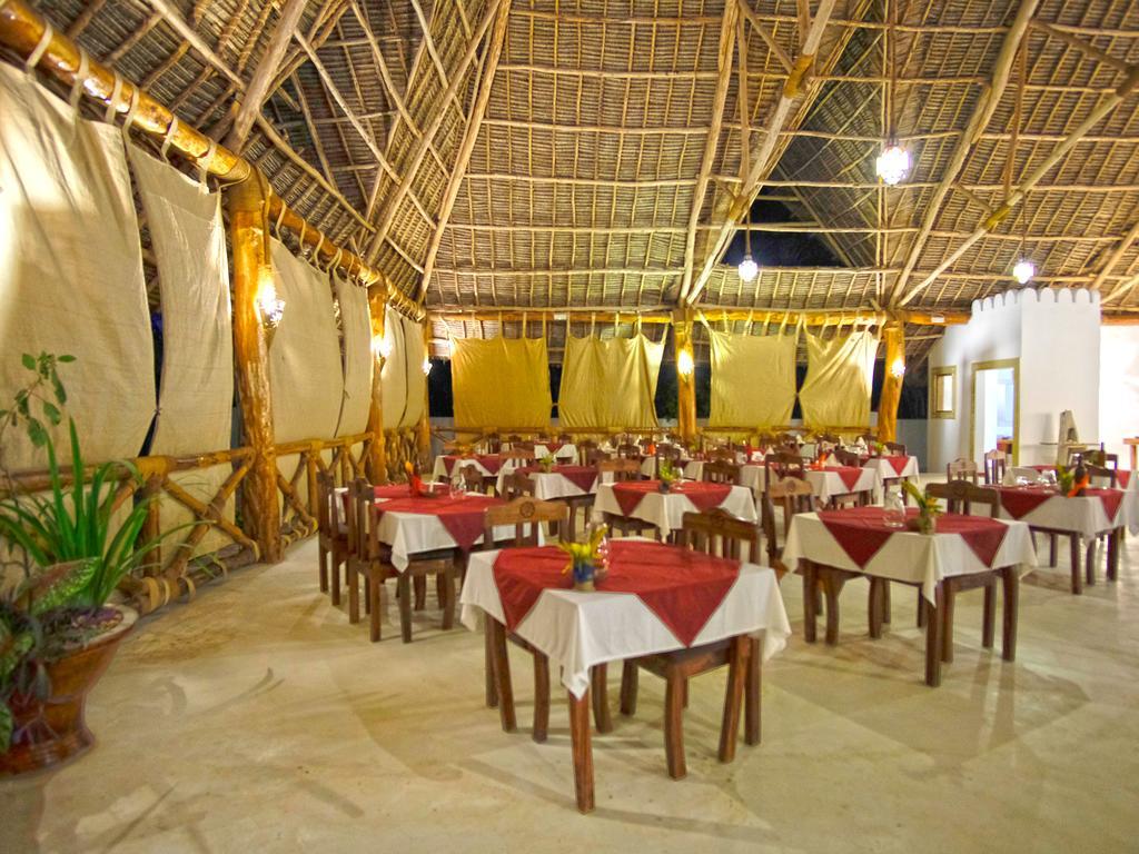 Pongwe Bay Resort Екстер'єр фото